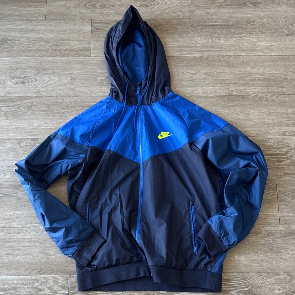 Nike Windbreaker Jacket
